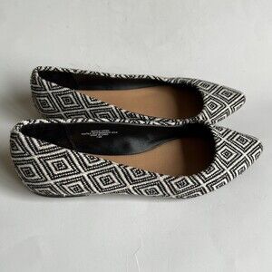 Loft Black & White Geometric Pointed Toe Flats Size 7.5
